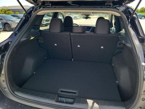 Super Black 2026 Nissan Kicks SV