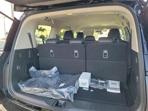 2026 Nissan Armada SV