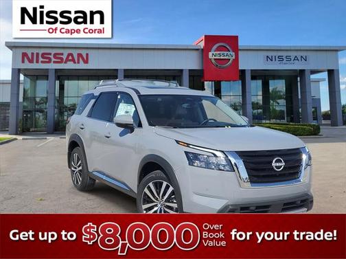2025 Nissan Pathfinder Platinum FWD