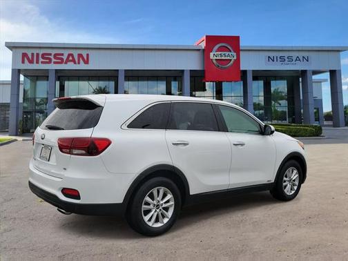 2019 Kia Sorento LX