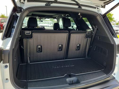 Everest White Pearl Tricoat 2026 Nissan Pathfinder Rock Creek