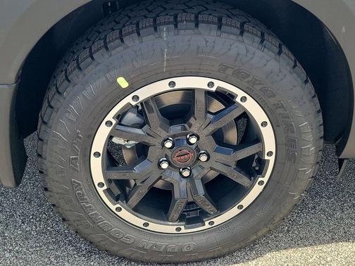 Everest White Pearl Tricoat 2026 Nissan Pathfinder Rock Creek