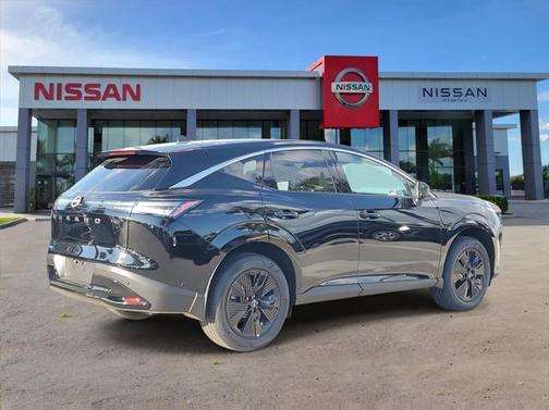 2025 Nissan Murano SV