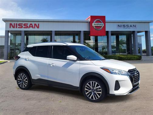 2023 Nissan Kicks SV