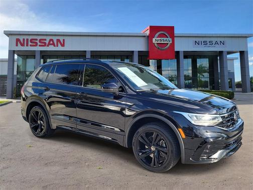 2023 Volkswagen Tiguan 2.0T SE R-Line Black