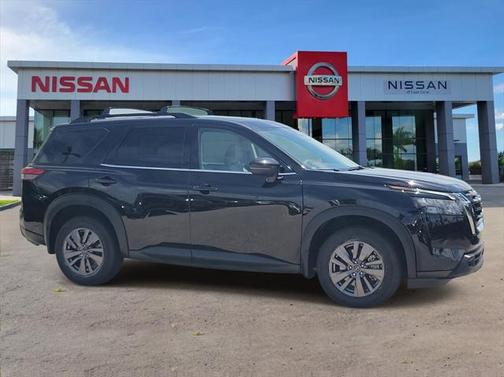 2024 Nissan Pathfinder SV FWD