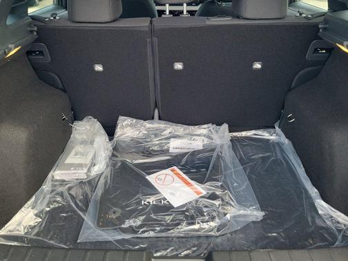 Super Black 2026 Nissan Kicks S