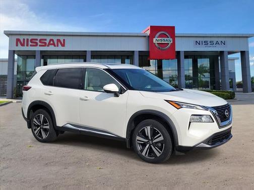 2022 Nissan Rogue SL