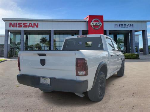 2024 RAM 1500 Classic Warlock Crew Cab 4x2 5'7' Box