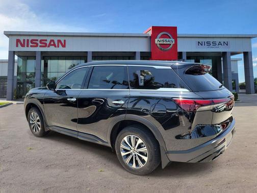 Mineral Black 2024 INFINITI QX60 Pure
