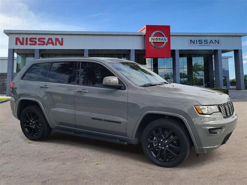 2021 Jeep Grand Cherokee Laredo