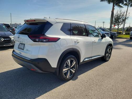 2021 Nissan Rogue SL