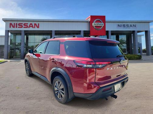 Scarlet Ember 2024 Nissan Pathfinder SV 4WD