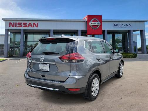 2018 Nissan Rogue S
