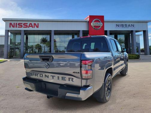 Gun Metallic 2026 Nissan Frontier SV