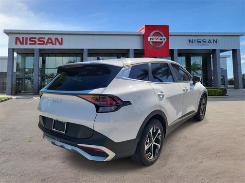 2024 Kia Sportage EX