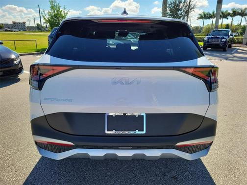 2024 Kia Sportage EX