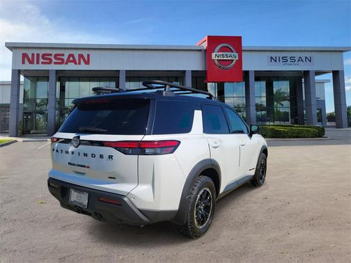2025 Nissan Pathfinder Rock Creek 4WD