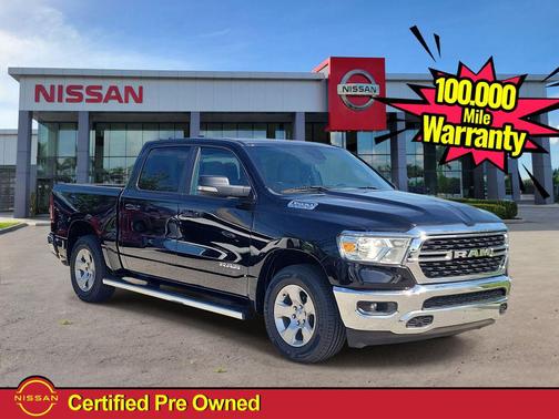 Diamond Black Crystal Pearlcoat 2022 RAM 1500 Big Horn/Lone Star