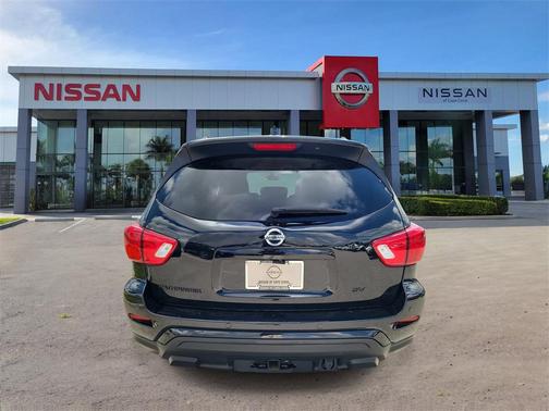 2020 Nissan Pathfinder SV 2WD