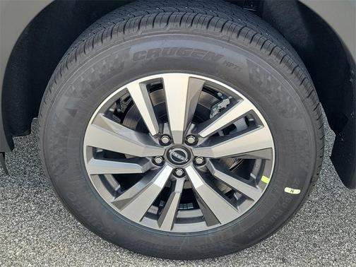 2025 Nissan Pathfinder SL FWD