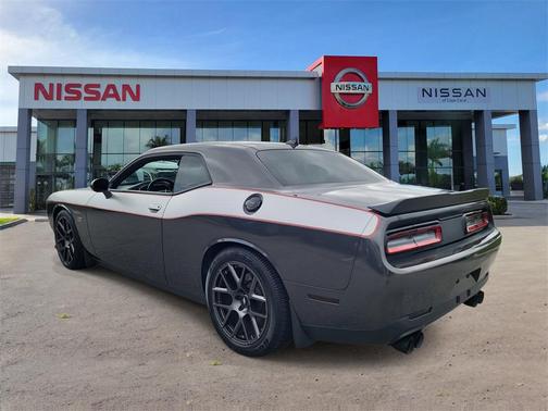 2016 Dodge Challenger R/T Scat Pack