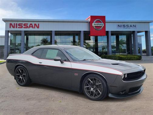 2016 Dodge Challenger R/T Scat Pack