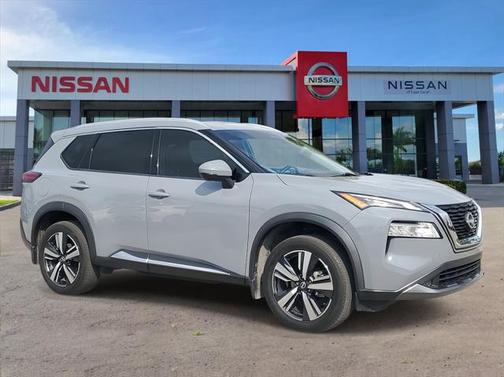 2022 Nissan Rogue SL