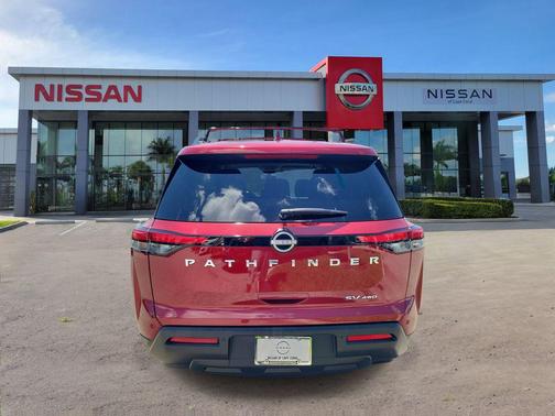 Scarlet Ember Tintcoat 2022 Nissan Pathfinder SV 4WD