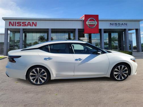 2022 Nissan Maxima 3.5 Platinum