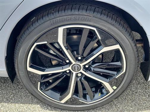 2025 Nissan Altima SR FWD