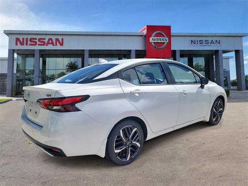 2025 Nissan Versa 1.6 S