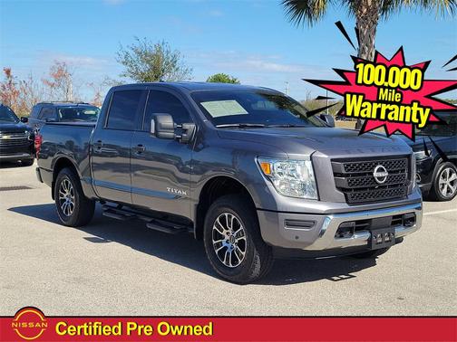 2023 Nissan Titan SV