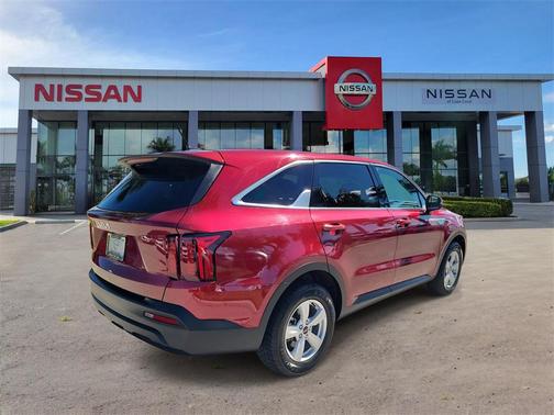 2023 Kia Sorento LX