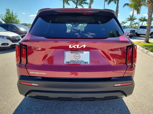 2023 Kia Sorento LX