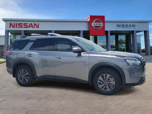 2022 Nissan Pathfinder SV 2WD