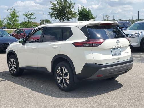 2021 Nissan Rogue SV