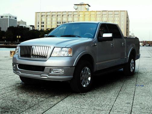 2007 Lincoln Mark LT Base