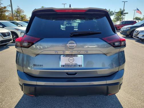 2024 Nissan Rogue S