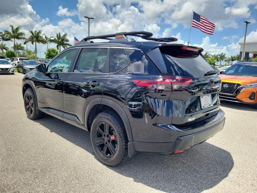 Super Black 2025 Nissan Rogue Rock Creek