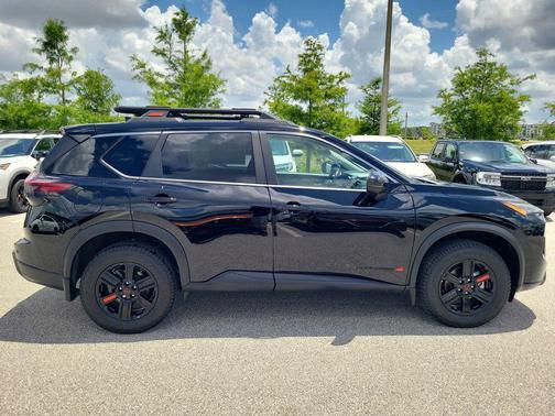 Super Black 2025 Nissan Rogue Rock Creek