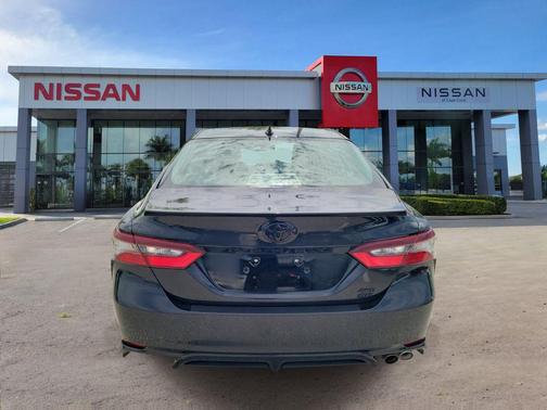 Midnight Black Metallic 2024 Toyota Camry SE