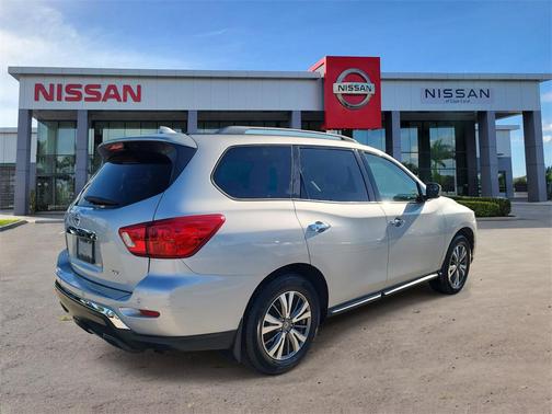 2020 Nissan Pathfinder SV 2WD