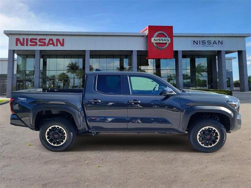 2024 Toyota Tacoma TRD Off Road