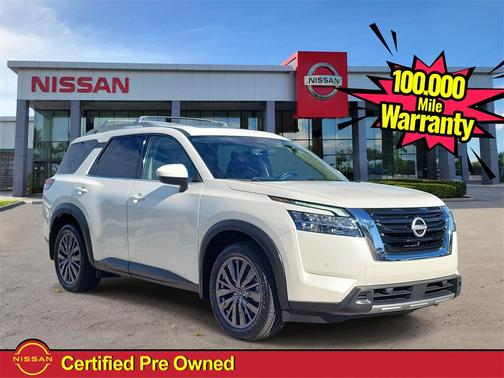 2024 Nissan Pathfinder SL FWD