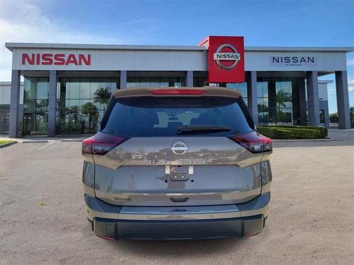 2025 Nissan Rogue SV