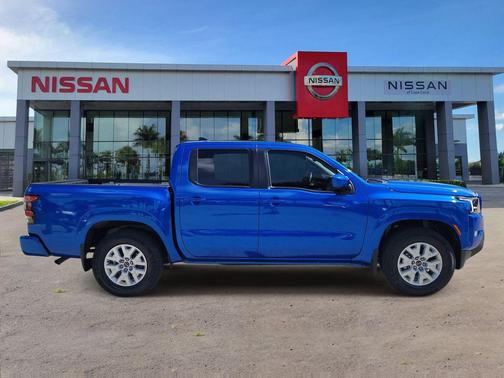 Bluestone Pearl 2024 Nissan Frontier SV