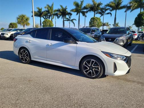 2025 Nissan Sentra SR