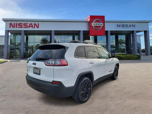 2023 Jeep Cherokee Altitude