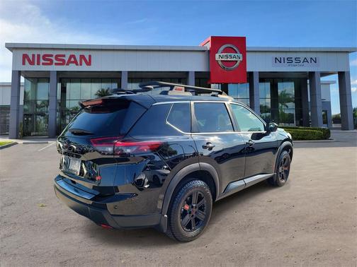 2025 Nissan Rogue Rock Creek